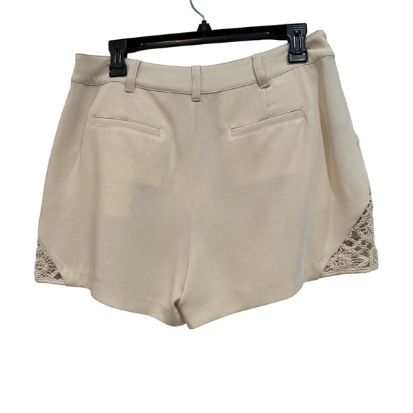 NWT CINQ A SEPT $345 Crochet Lace Corinna Short Size 8 - Picture 6 of 10